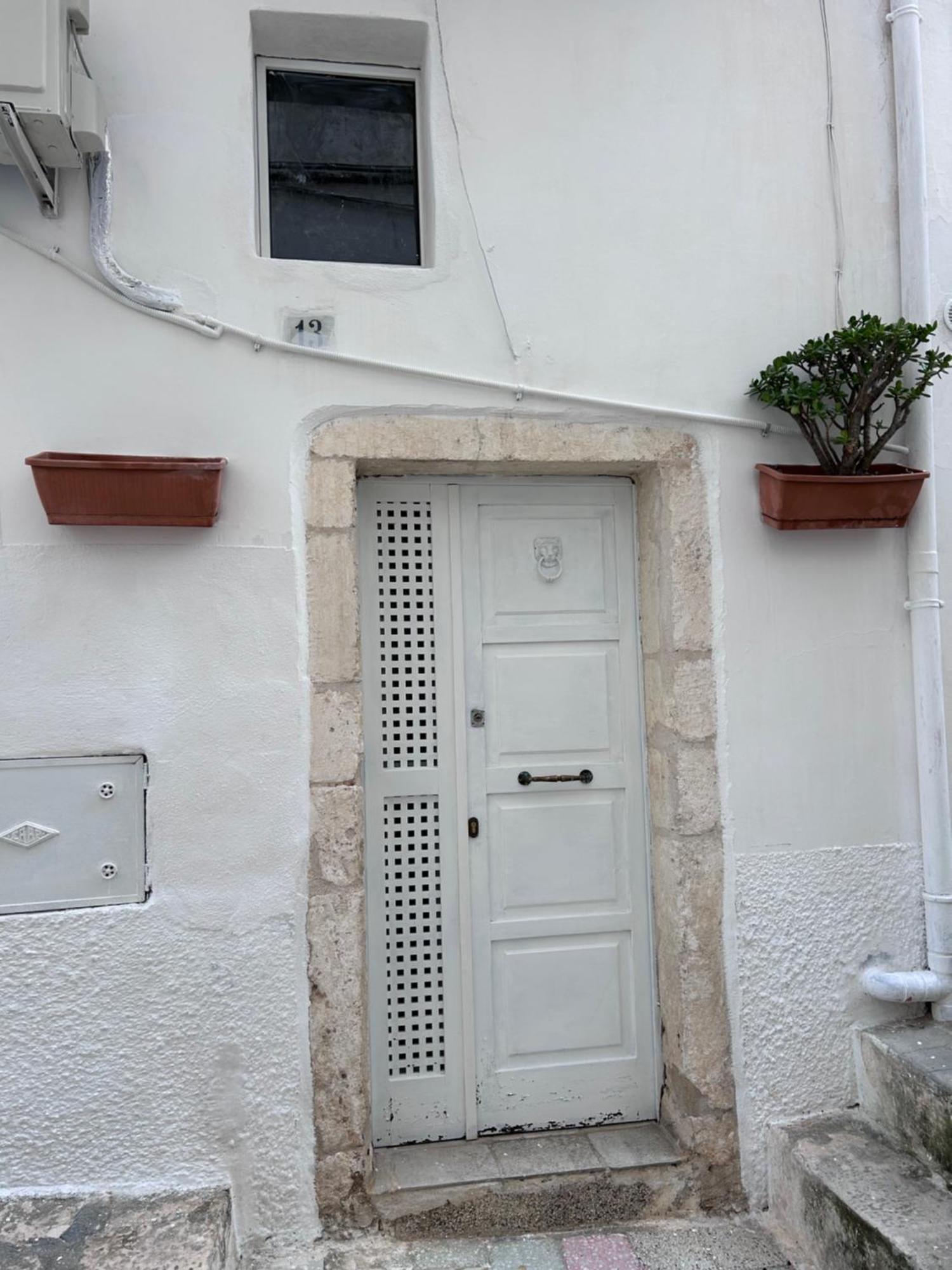 La 13 Guest House Ostuni Exterior foto
