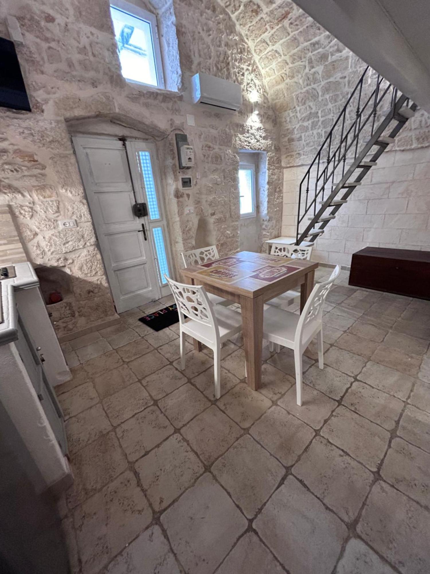La 13 Guest House Ostuni Exterior foto