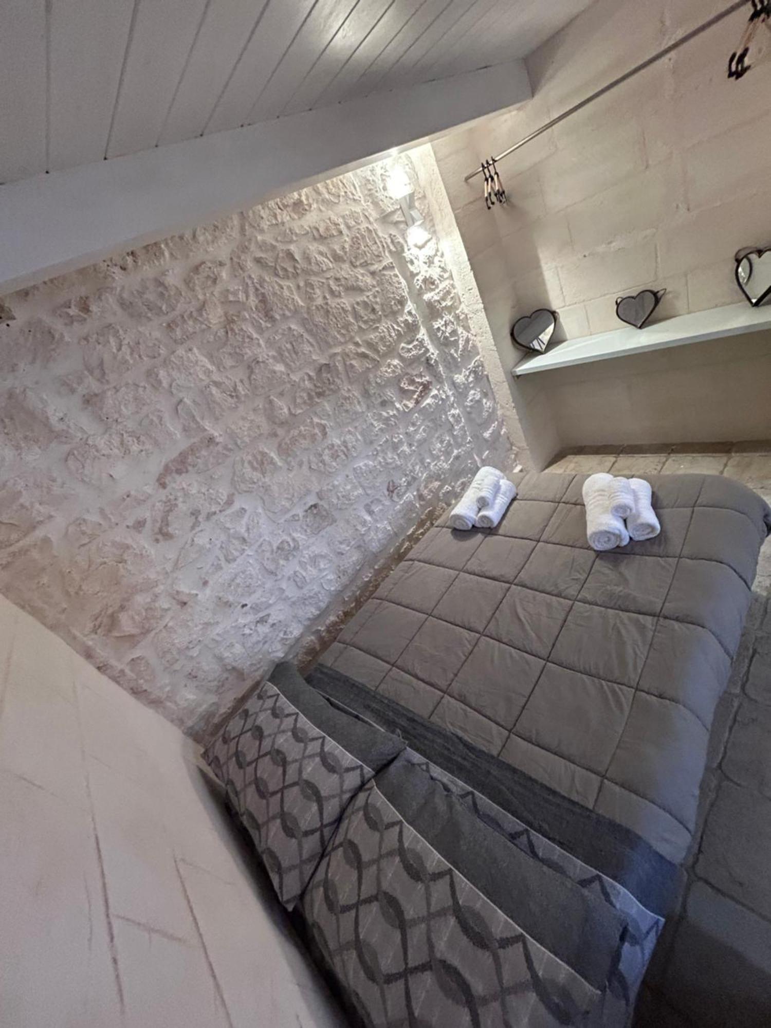 La 13 Guest House Ostuni Exterior foto