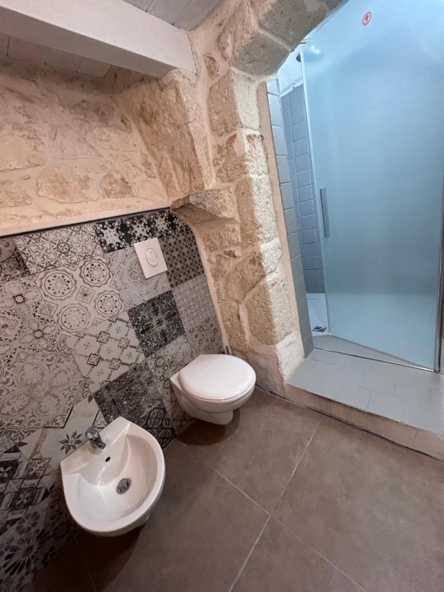 La 13 Guest House Ostuni Exterior foto