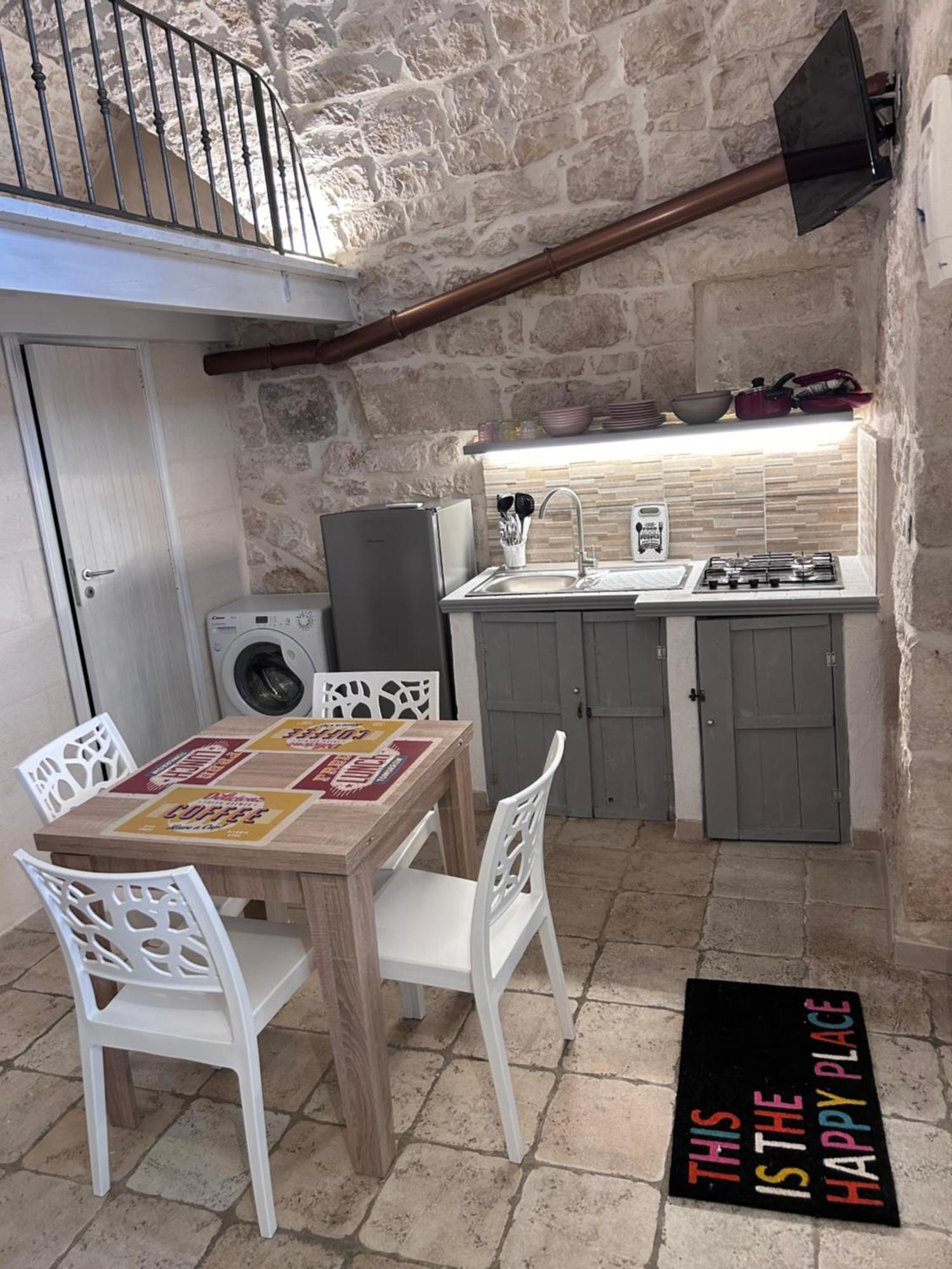 La 13 Guest House Ostuni Exterior foto